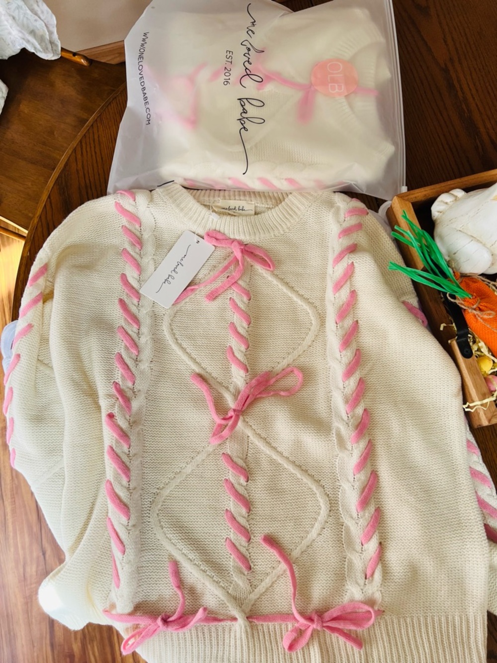 Cream Cable-Knit Sweater with Pink Trim - Women's Crewneck